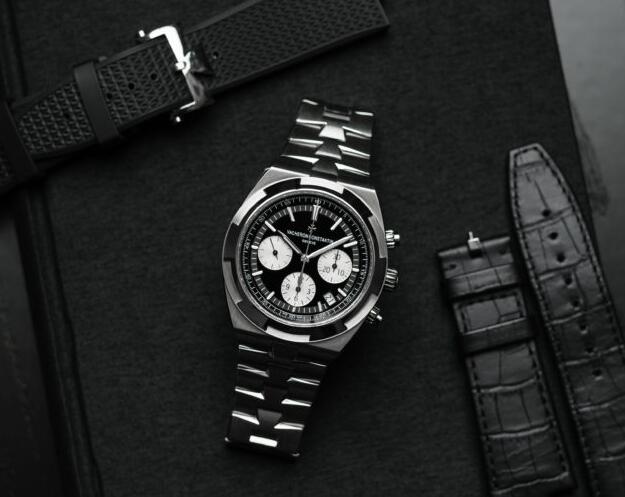 Réplique de montres Vacheron Constantin Overseas Chronographe 42.5mm 5500V-110A-B481 1